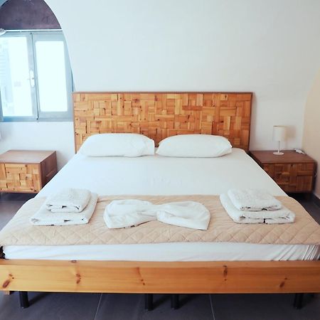 Leon Lux Apartments Perivolos  Extérieur photo