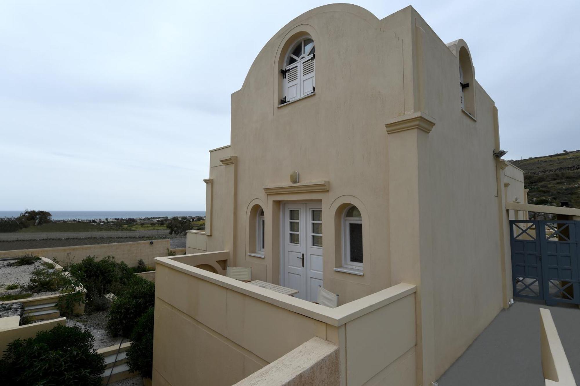 Leon Lux Apartments Perivolos  Extérieur photo