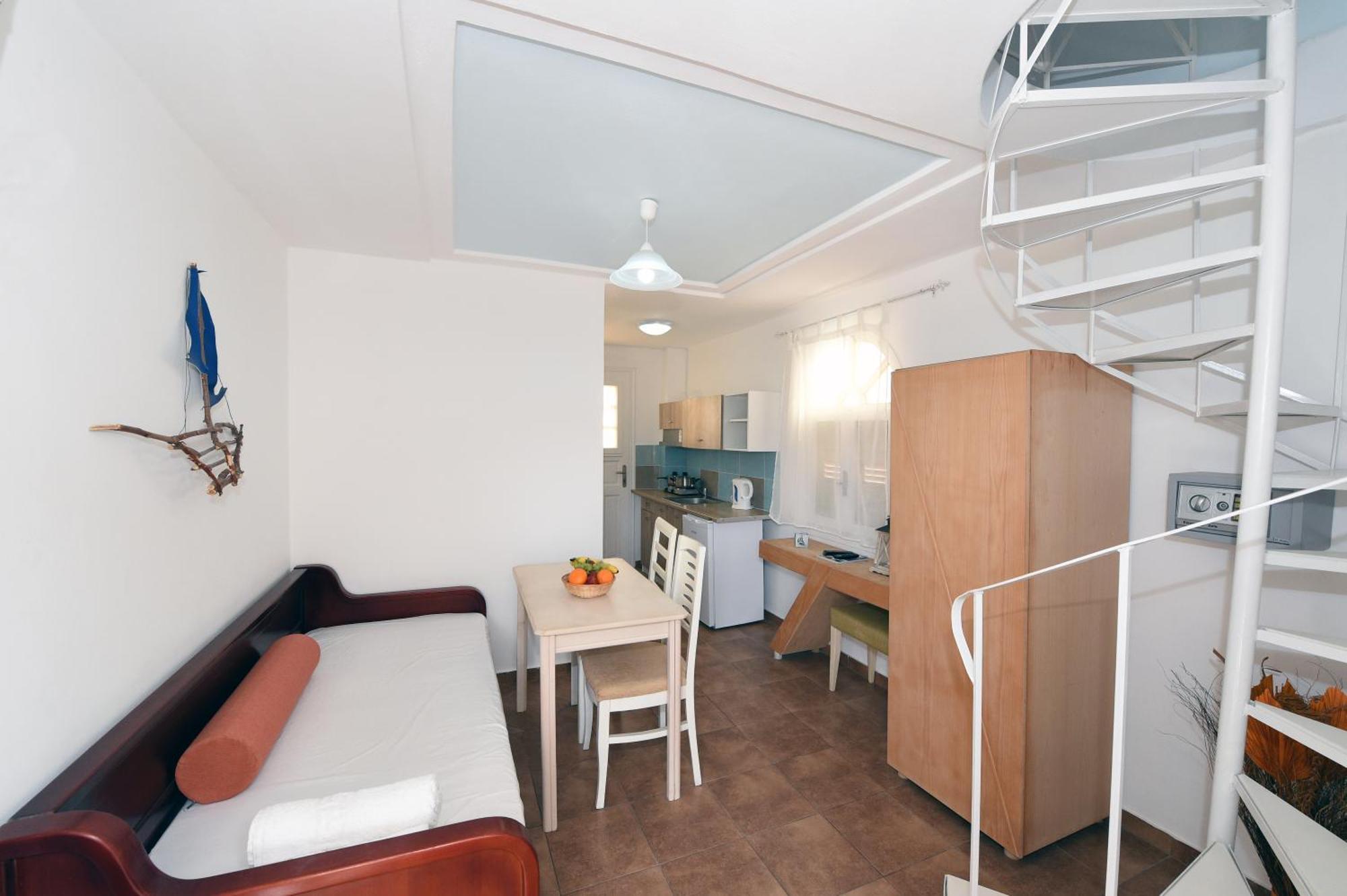 Leon Lux Apartments Perivolos  Extérieur photo