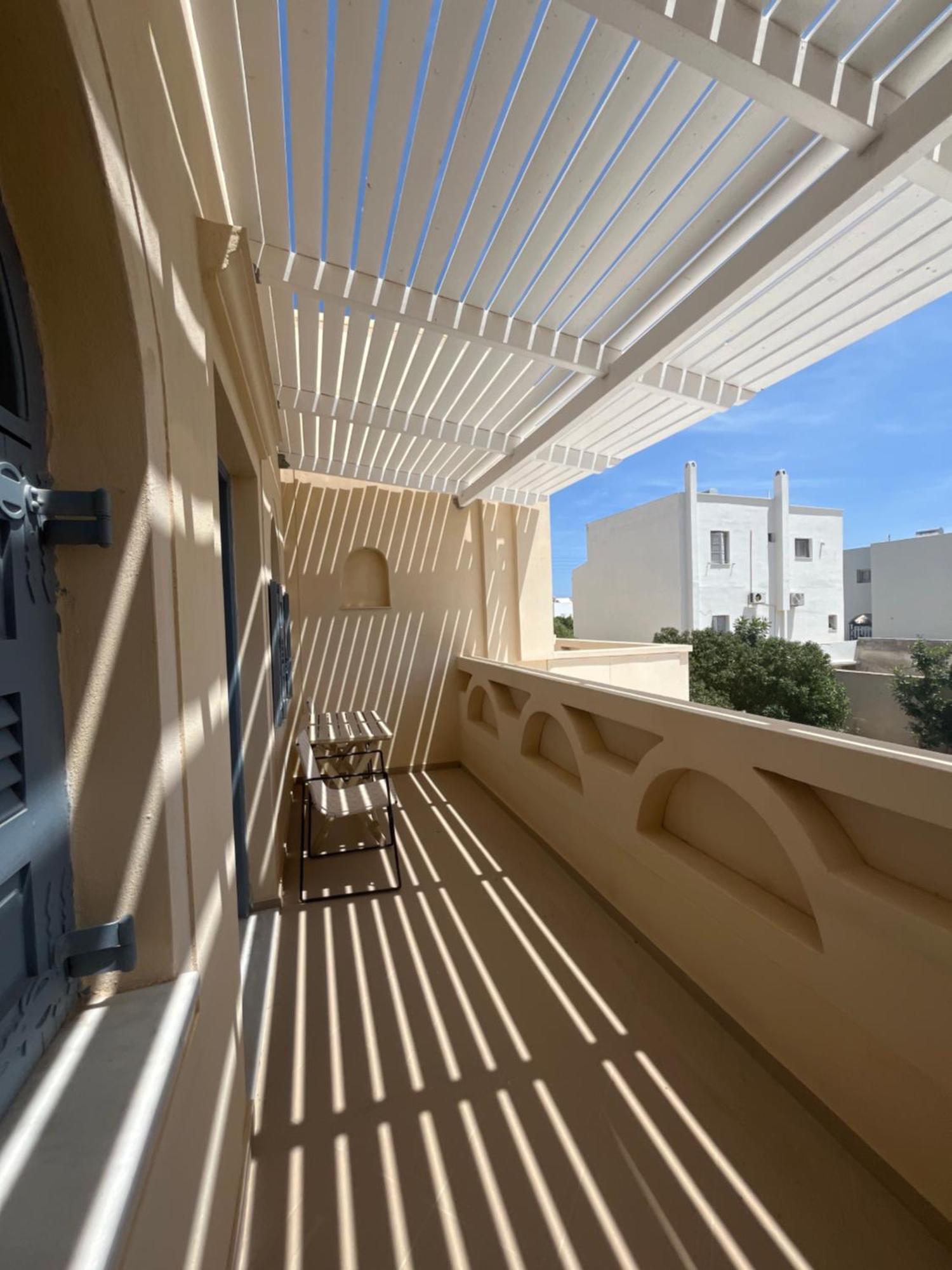 Leon Lux Apartments Perivolos  Extérieur photo