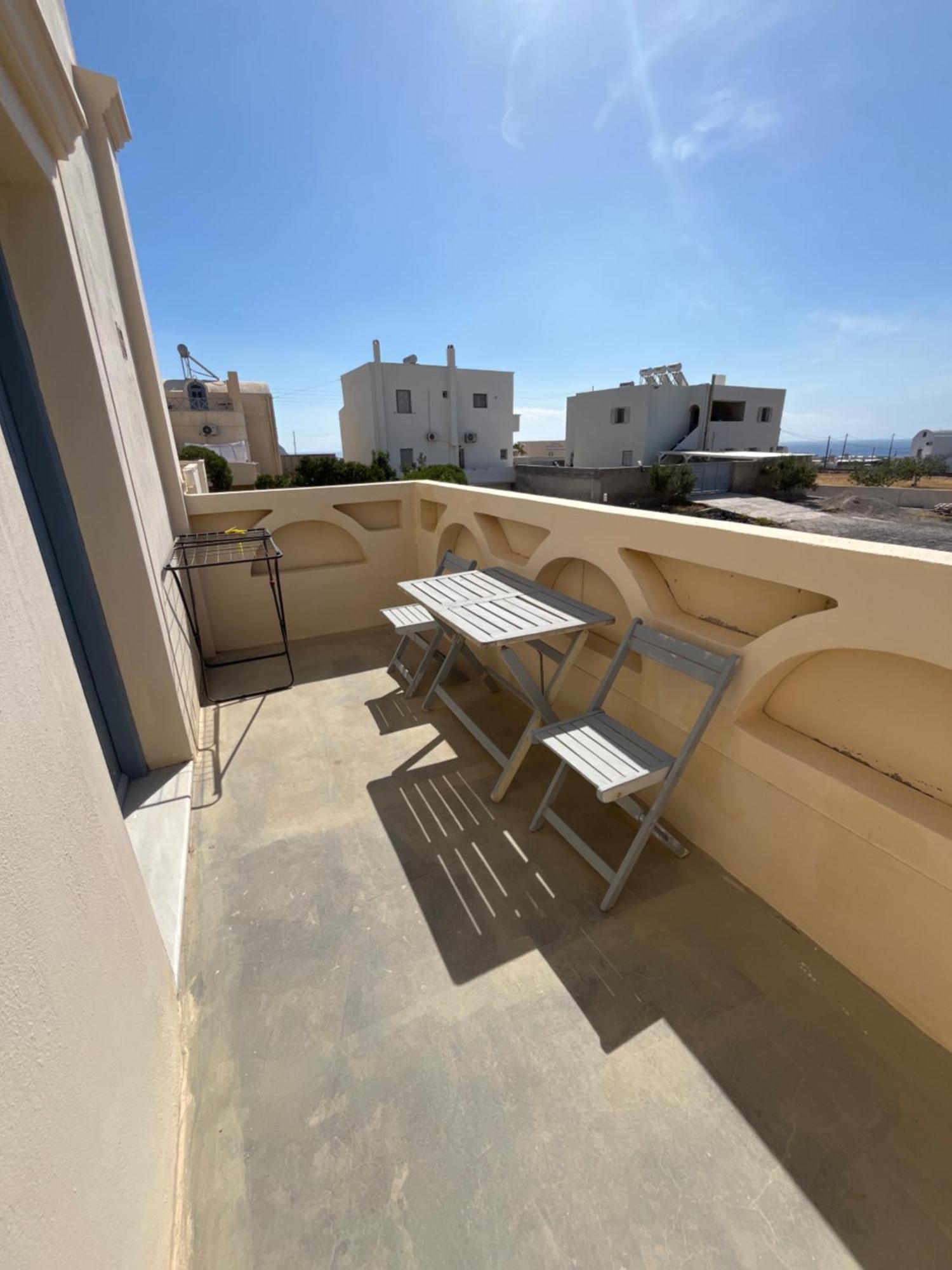 Leon Lux Apartments Perivolos  Extérieur photo